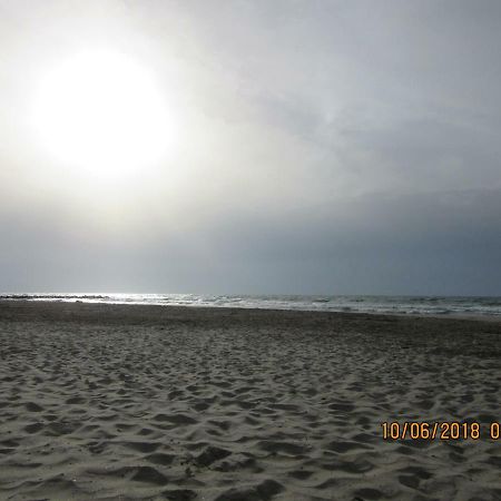 فندق Les Cigales فيك- لا-غارديول المظهر الخارجي الصورة